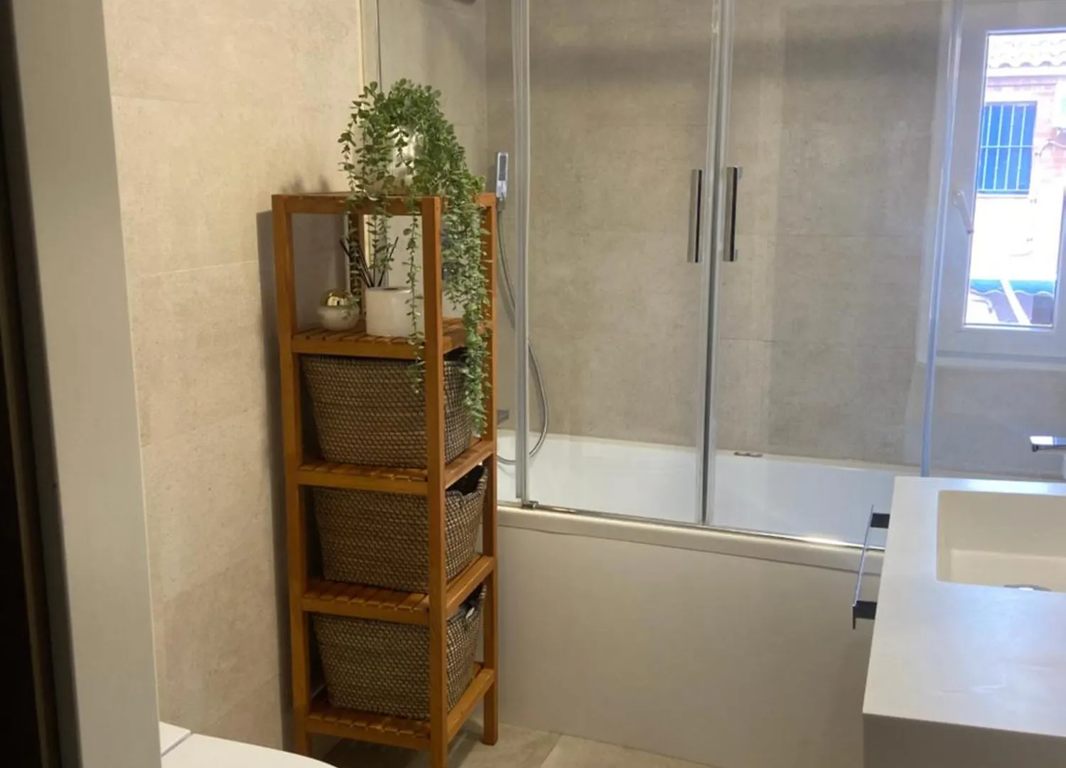 Casa Unifamiliar Moderna Cerca De Fibes